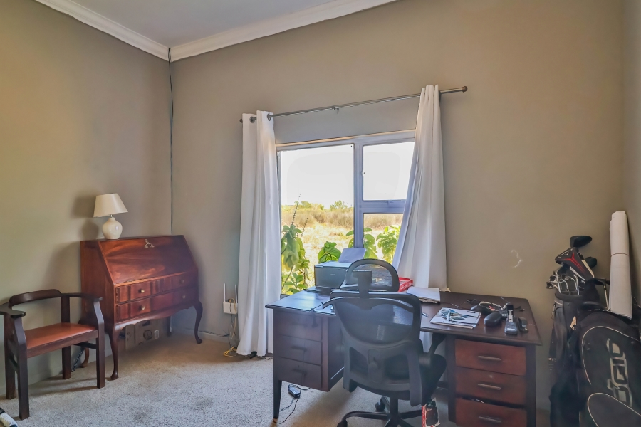 4 Bedroom Property for Sale in Long Acres Country Estate Western Cape